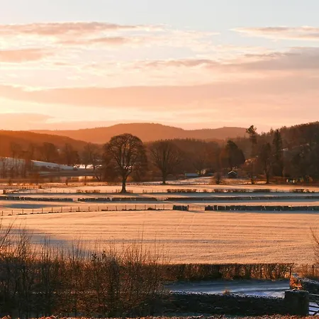 Hébergement de vacances 2 Bed In Ambleside Oc-82290 *